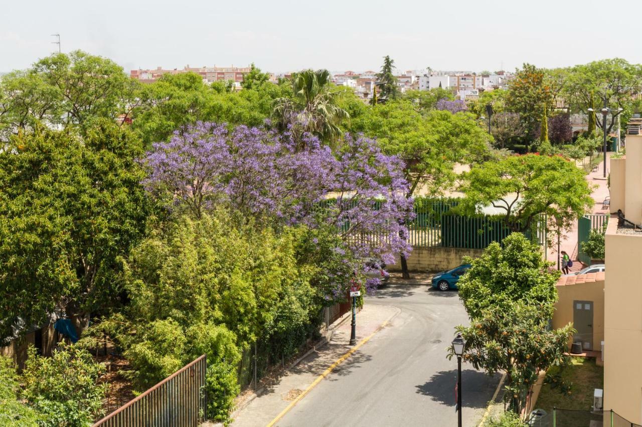 Ático con piscina, gran terraza, AC, 2 hab Mairena del Aljarafe Exterior foto